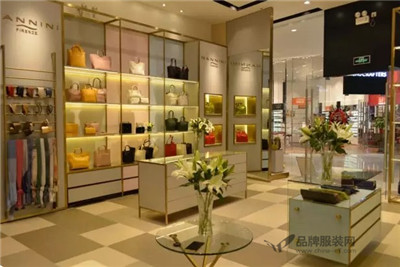娜尼尼NANNINI店铺展示