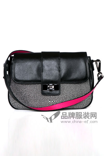 MissKiss箱包2017秋冬新品