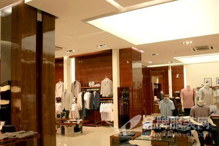 LOUIS LONG路易诗兰店铺展示