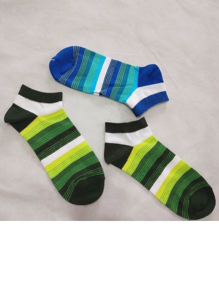 步滩袜业其他服饰2018秋冬新品