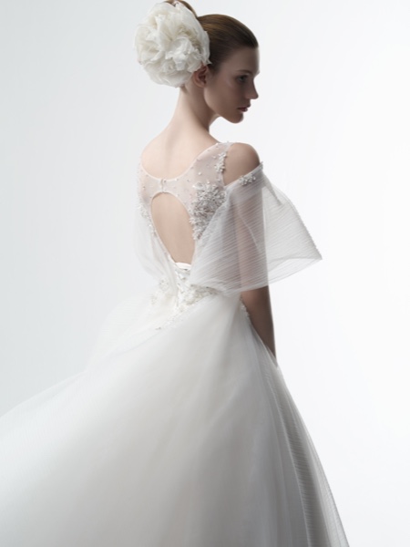 坤霓婚纱2018冬季新品