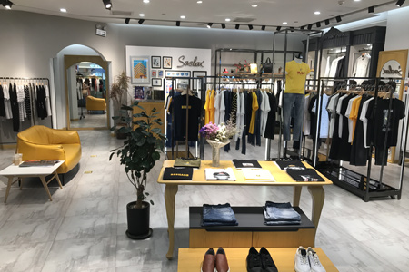 莎斯莱思品牌店铺展示