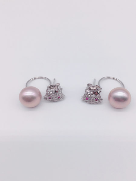 顾仕珍珠潮流饰品品牌2019春夏hello Kitty款天然淡水珍珠耳坠