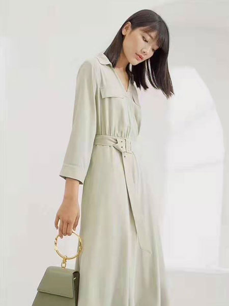 ECA女装品牌2019春夏时尚潮流纯色气质长裙