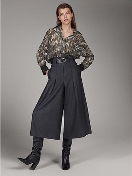 B.R.J天之女女装品牌2019秋冬个=个性真丝衬衣