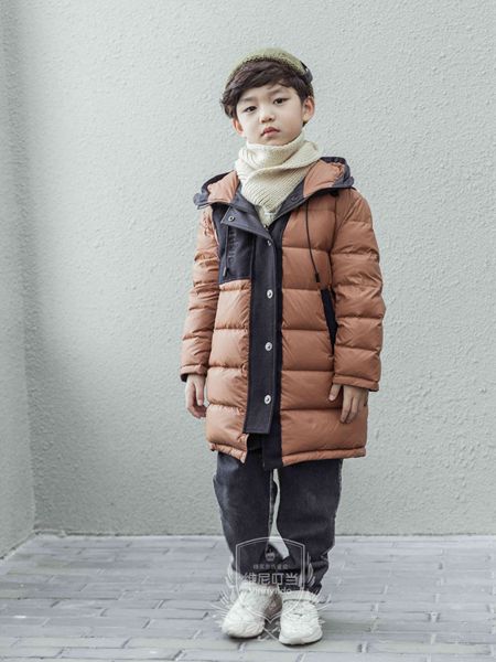 维尼叮当童装品牌2019秋冬加绒保暖羽绒服