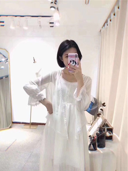 靓客女装品牌2019秋冬新款套装