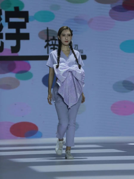 梓鱼潮牌品牌2021秋春夏蝴蝶结时尚套装