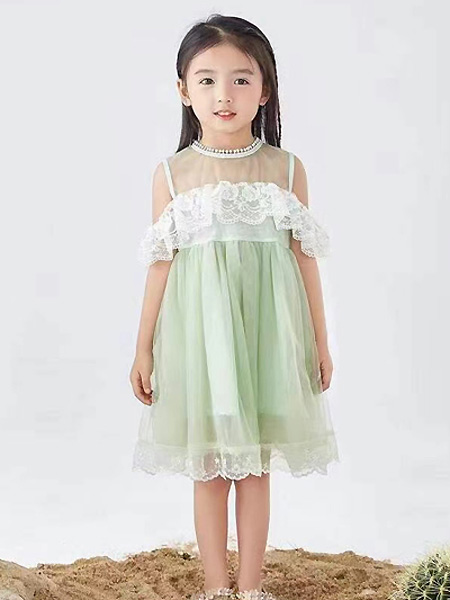 中启服饰童装品牌2021夏季小清新露肩连衣裙