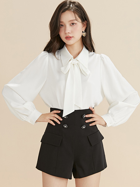 凡兔女装品牌2022夏季通勤风飘带法式衬衫