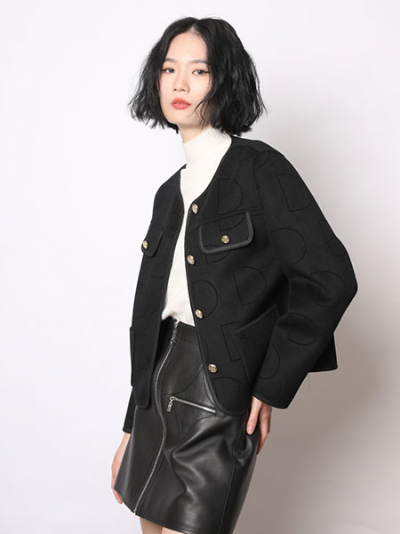 伊华·欧秀女装品牌2022秋冬黑色小香风上衣