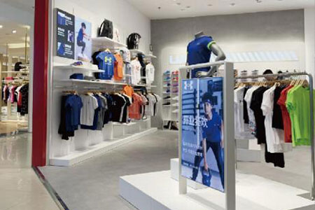 UNDER ARMOUR  KIDS童装品牌店铺展示